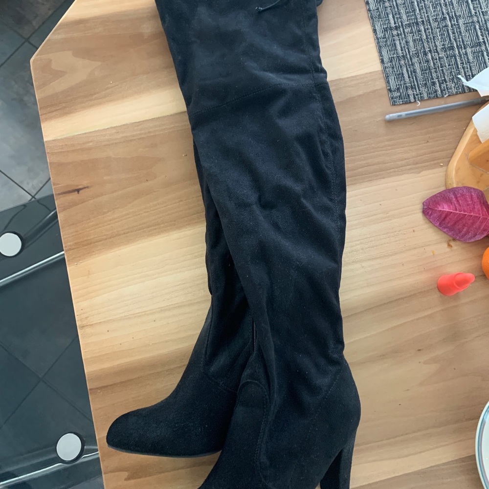 Thigh high, high heeled boots! Size 7.5